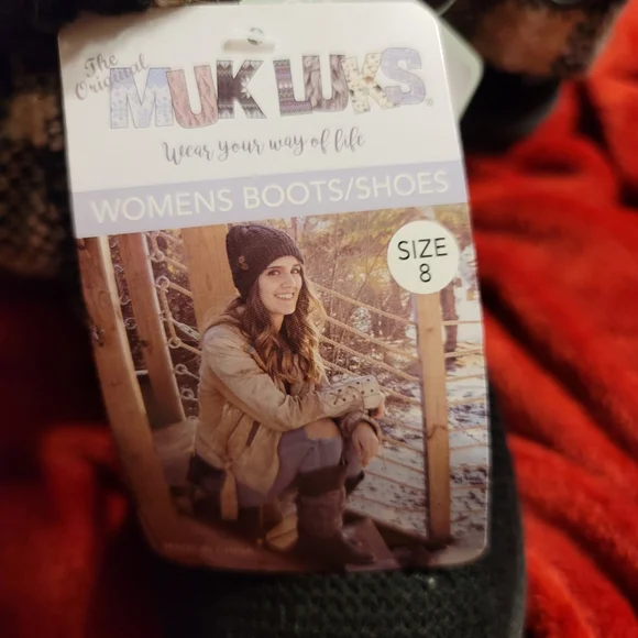 NWT MUKLUK RUGGED SOLE KNIT DETAIL FAUX FUR INTERIOR TOGGLE ACCENT SIZE 8 - Picture 7 of 10